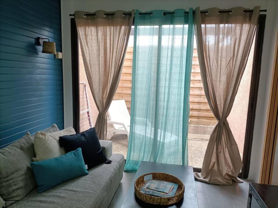 Le Sept Villa กรุยซ็อง ภายนอก รูปภาพ
